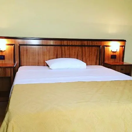 Hotel New Leone